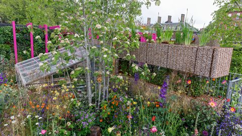 A stimulating and child-focused space that takes colour, texture, interest and learning to a new level of adventure and excitement - while putting children at the heart of being outdoors